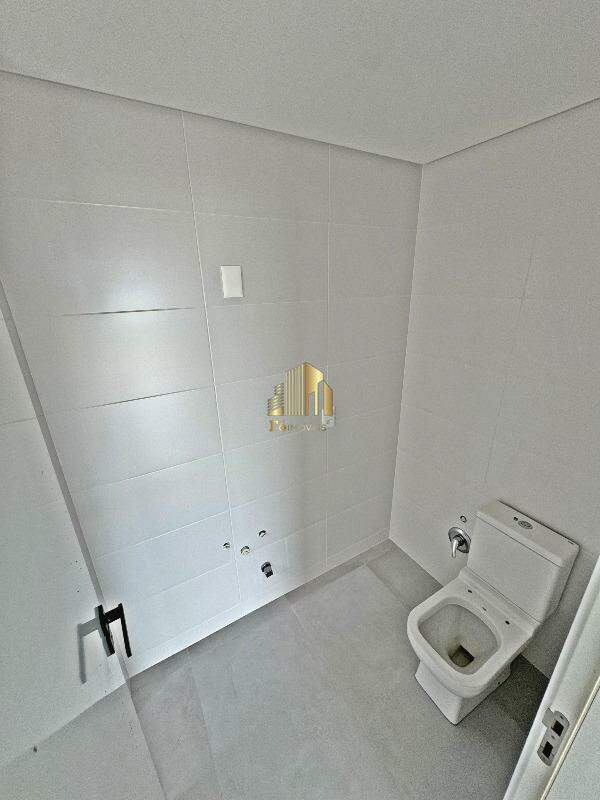 Apartamento à venda com 1 quarto, 93m² - Foto 11