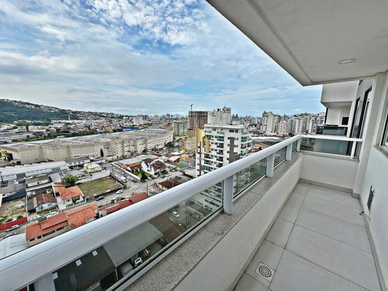 Apartamento à venda com 2 quartos, 72m² - Foto 16