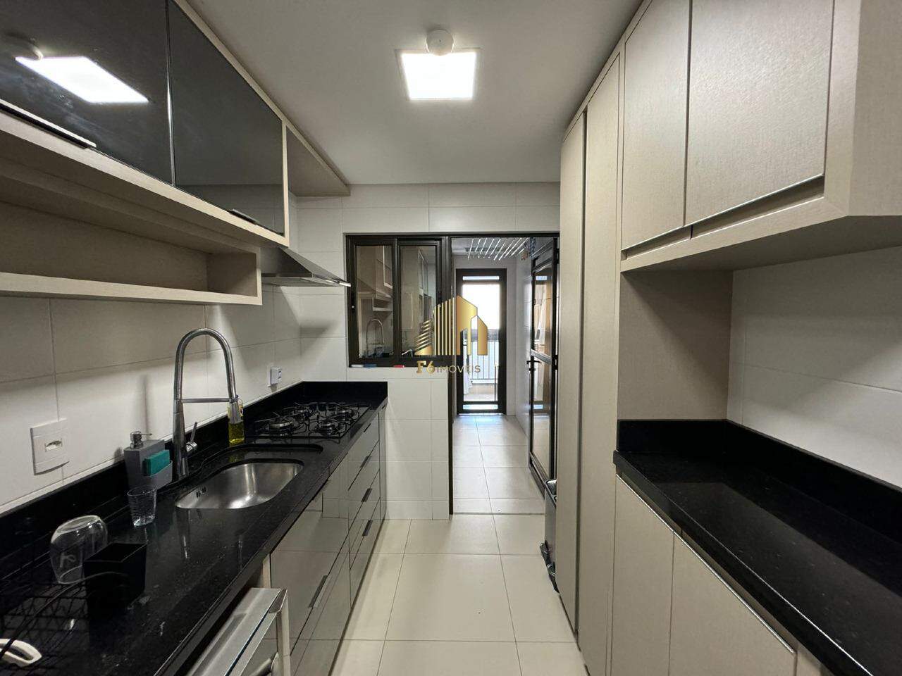 Apartamento à venda com 3 quartos, 112m² - Foto 6