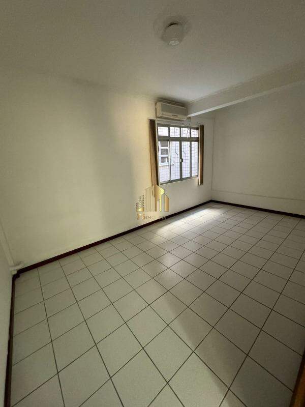 Conjunto Comercial-Sala para alugar com 5 quartos, 200m² - Foto 14