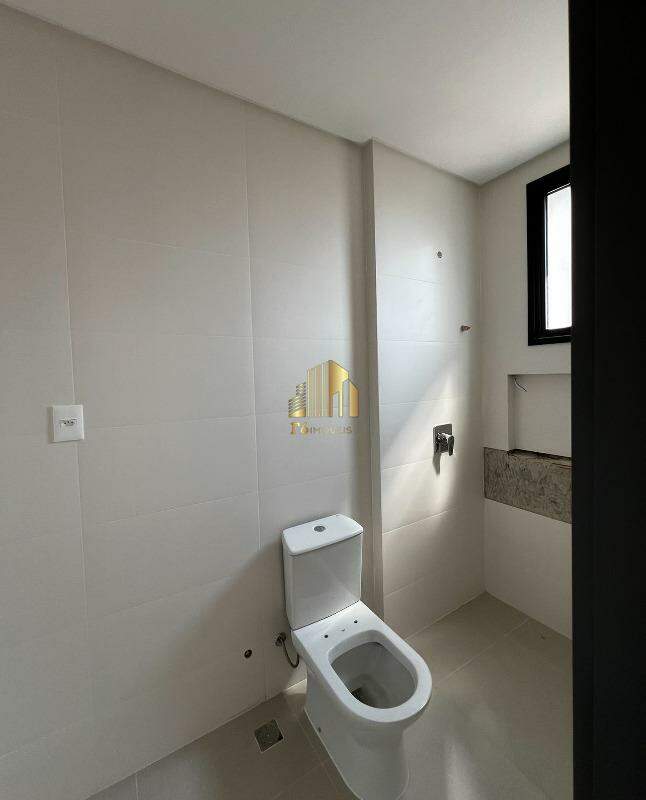 Apartamento à venda com 4 quartos, 188m² - Foto 11