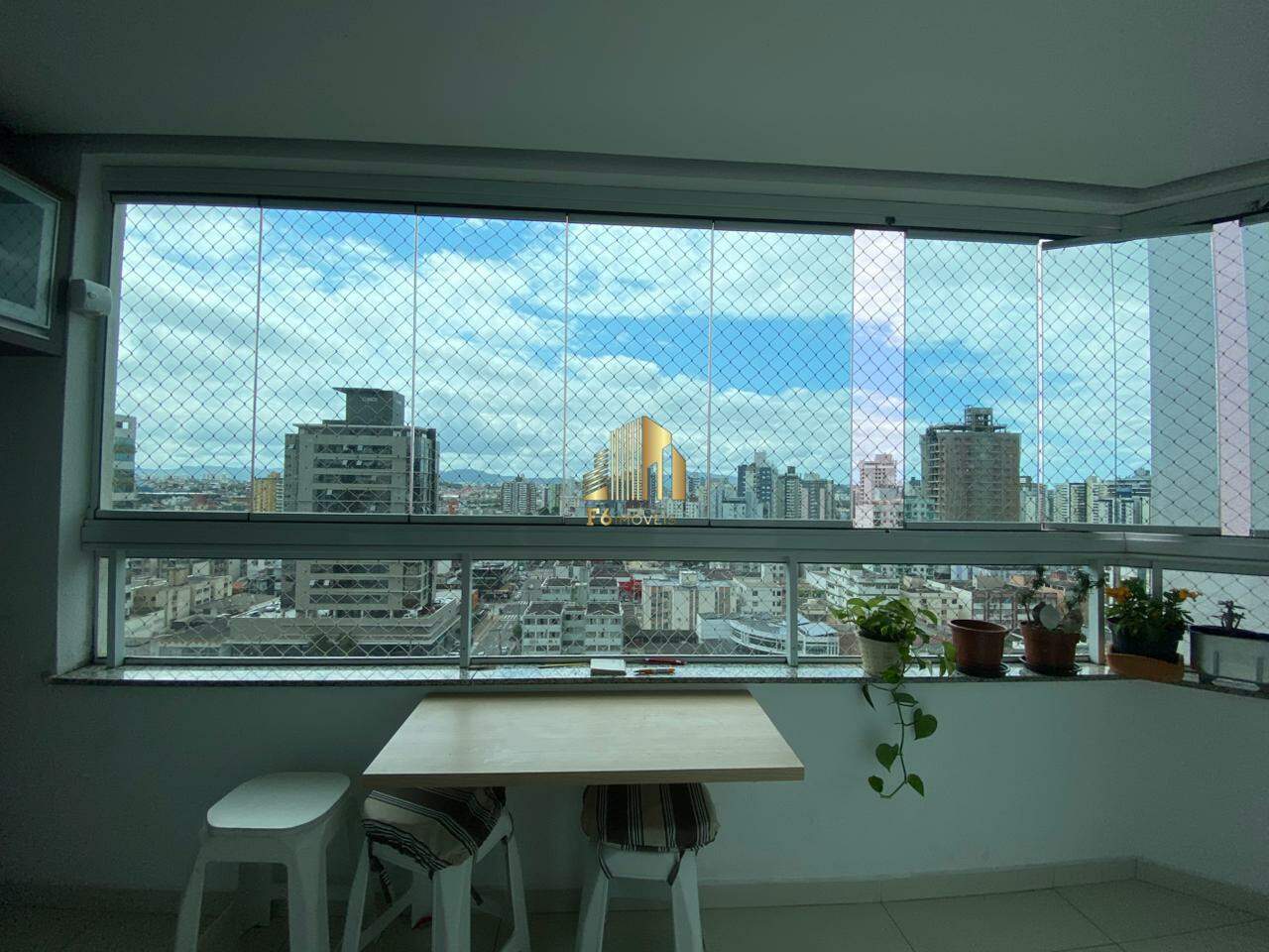 Apartamento à venda com 3 quartos, 99m² - Foto 9