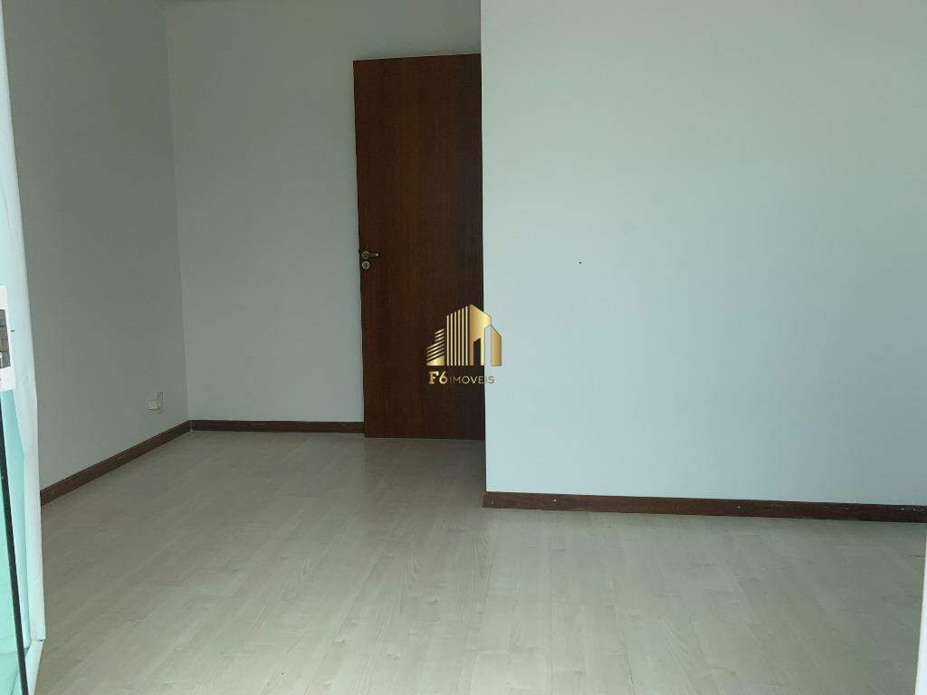 Casa para alugar com 3 quartos, 242m² - Foto 13