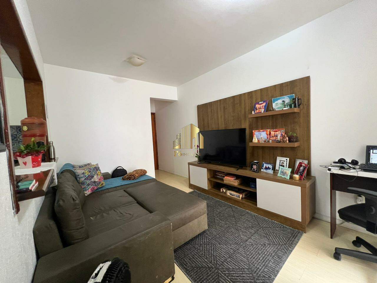 Apartamento à venda com 2 quartos, 58m² - Foto 3