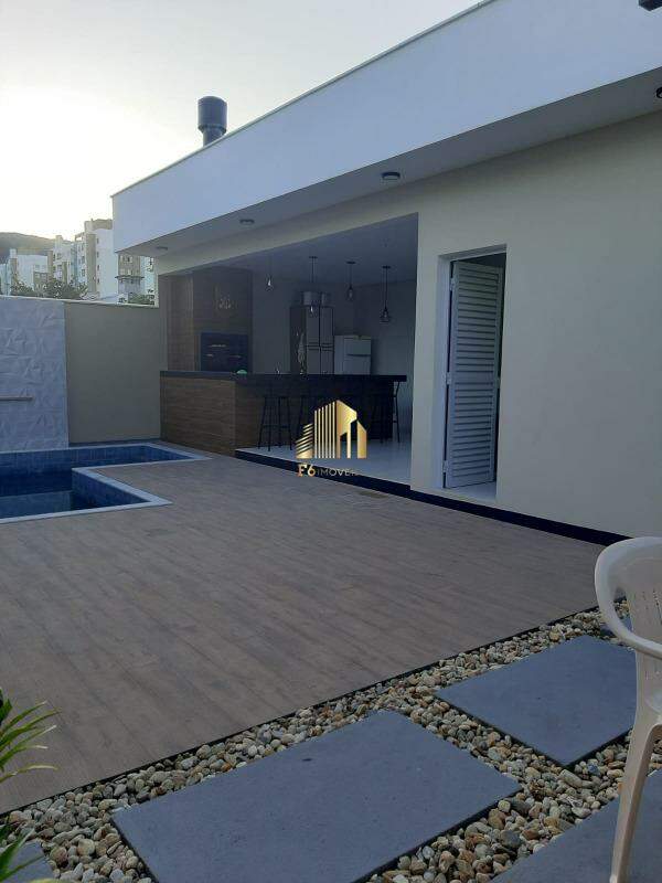 Casa à venda com 3 quartos, 188m² - Foto 22