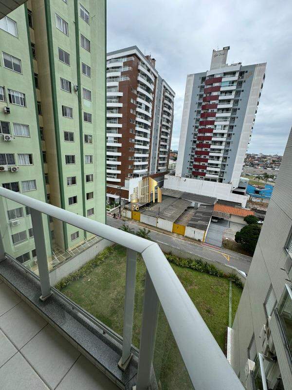 Apartamento à venda com 2 quartos, 73m² - Foto 8