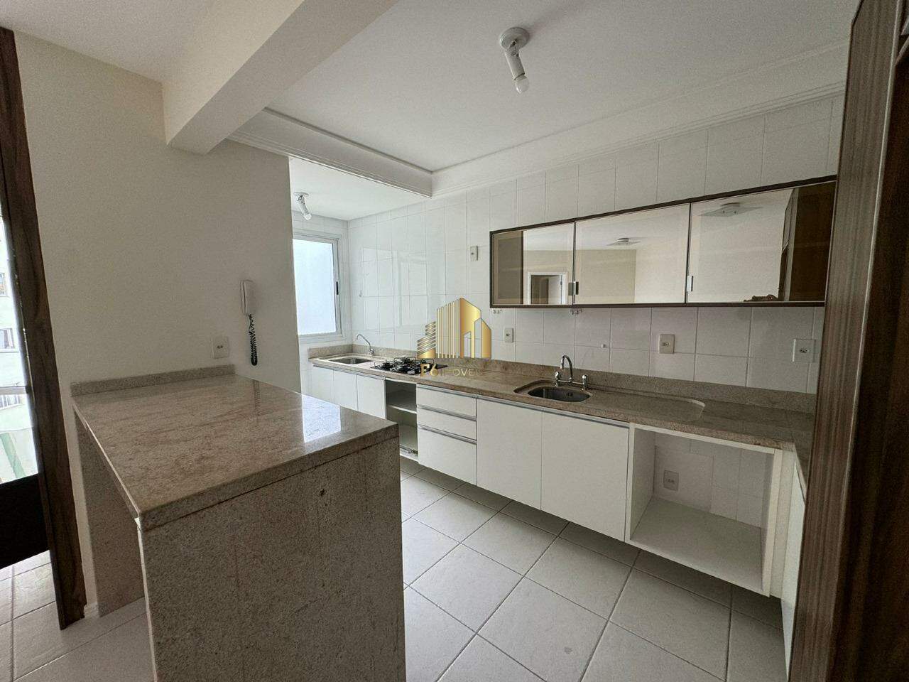 Apartamento à venda com 2 quartos, 73m² - Foto 9