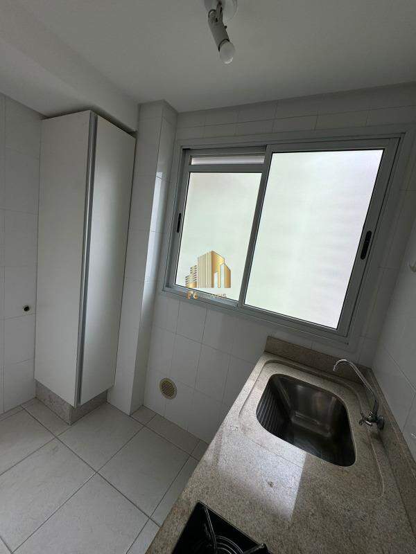 Apartamento à venda com 2 quartos, 73m² - Foto 11