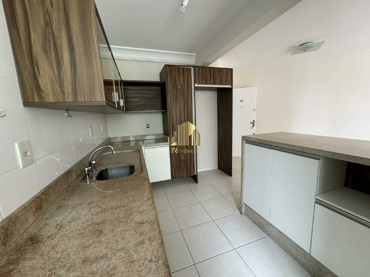 Apartamento à venda com 2 quartos, 73m² - Foto 10