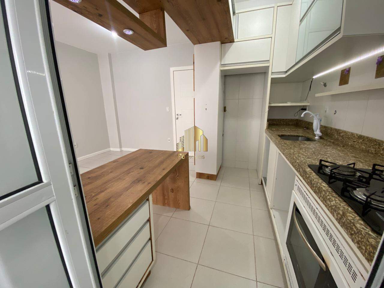 Apartamento à venda com 2 quartos, 63m² - Foto 9