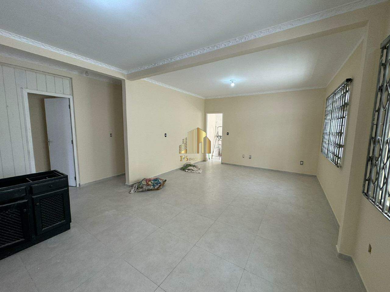 Prédio Inteiro para alugar com 3 quartos, 150m² - Foto 5