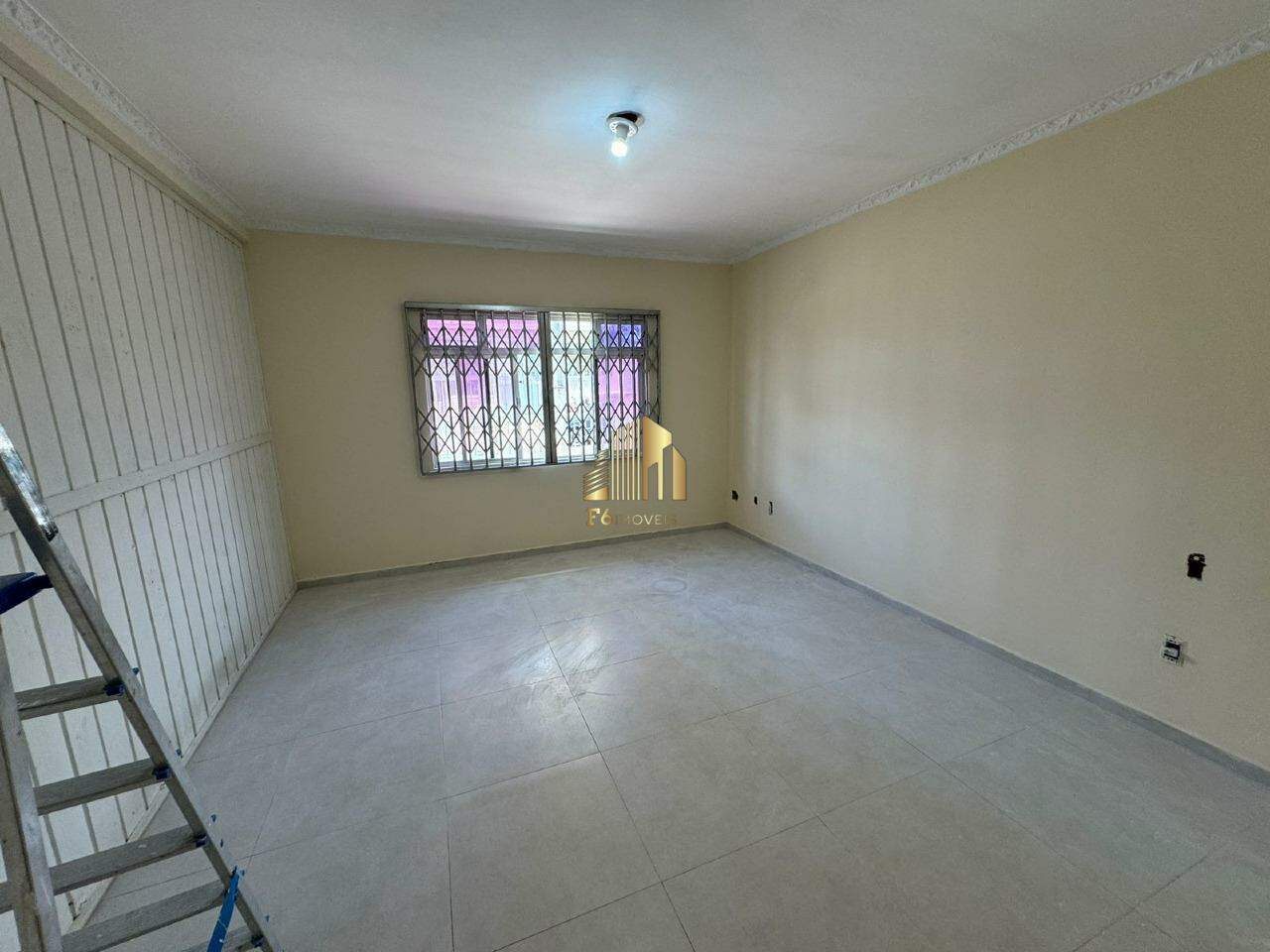 Prédio Inteiro para alugar com 3 quartos, 150m² - Foto 8