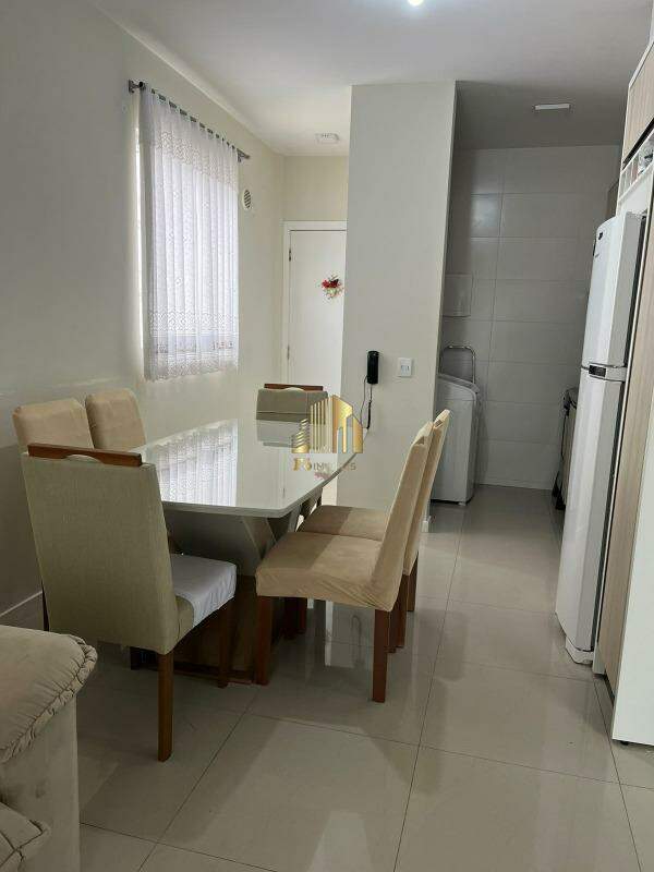 Apartamento à venda com 2 quartos, 64m² - Foto 17