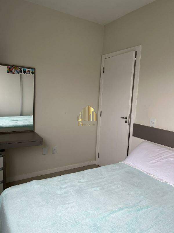 Apartamento à venda com 2 quartos, 64m² - Foto 23