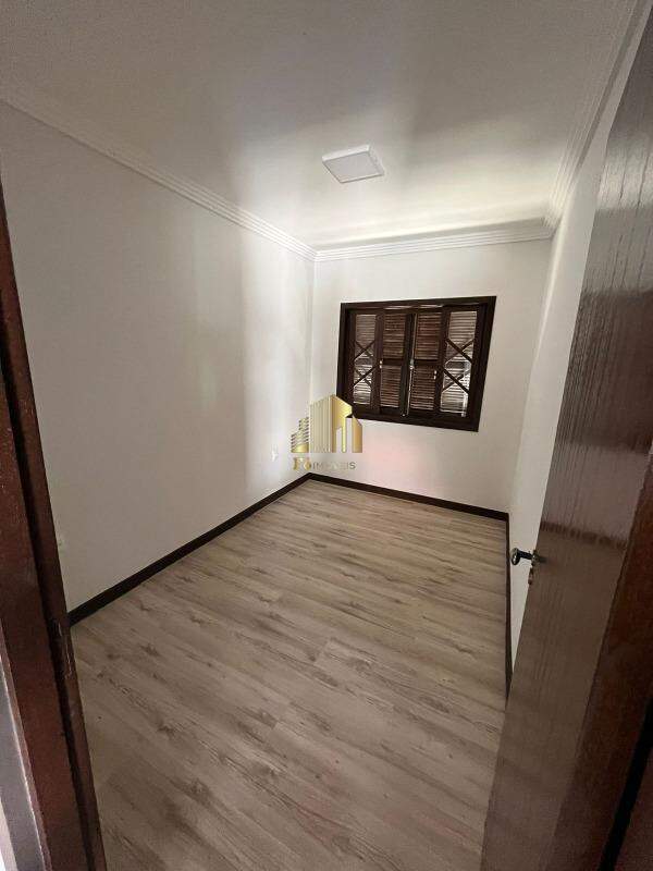 Casa à venda com 3 quartos, 110m² - Foto 15