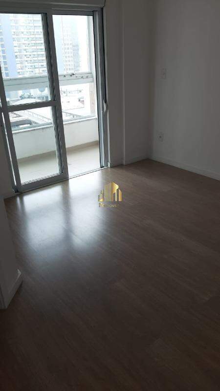 Apartamento à venda com 3 quartos, 86m² - Foto 18