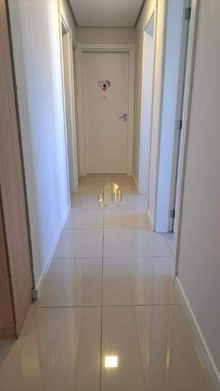 Apartamento à venda com 3 quartos, 125m² - Foto 6