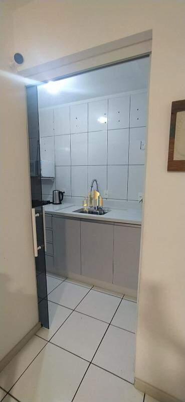 Apartamento à venda com 3 quartos, 74m² - Foto 18