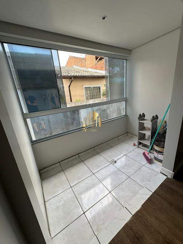 Apartamento à venda com 2 quartos, 58m² - Foto 2