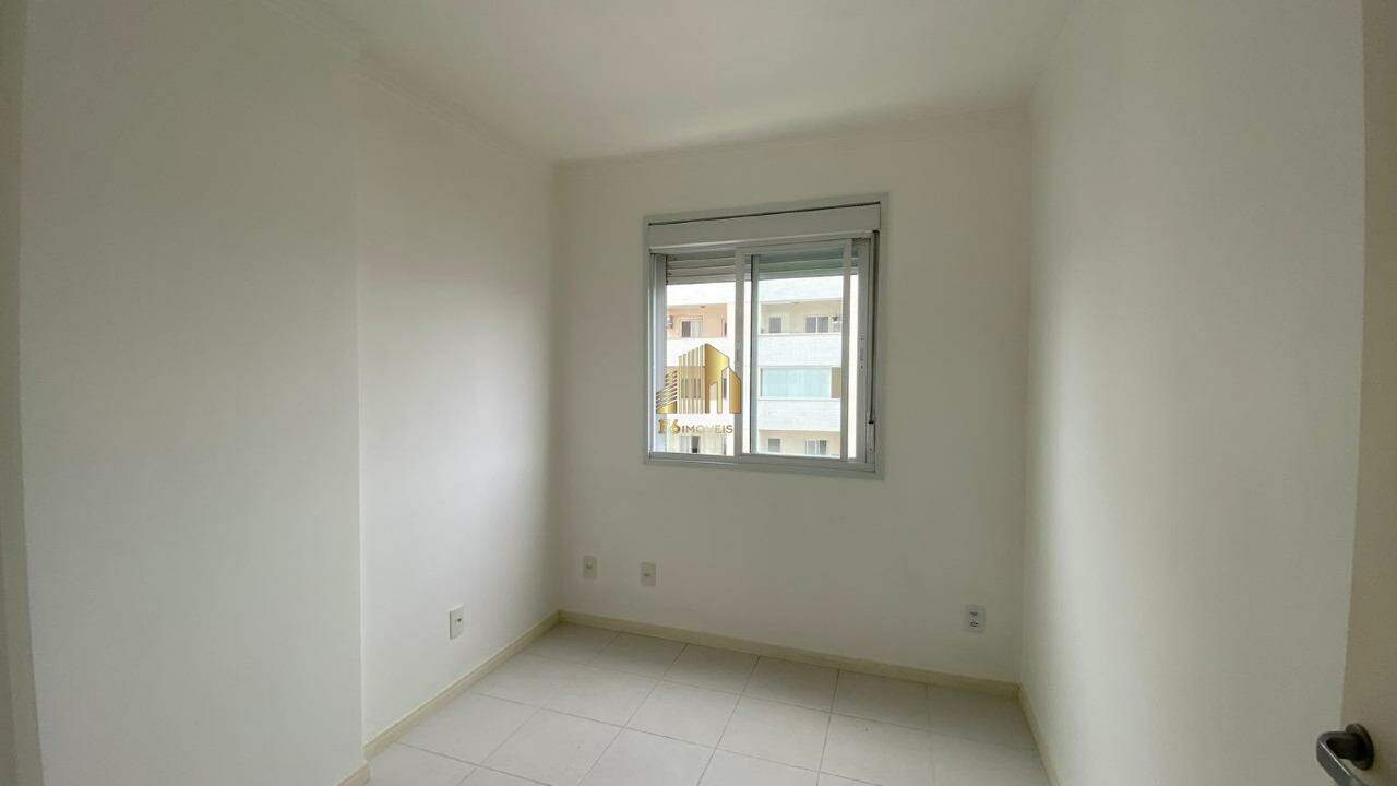 Apartamento à venda com 3 quartos, 77m² - Foto 8