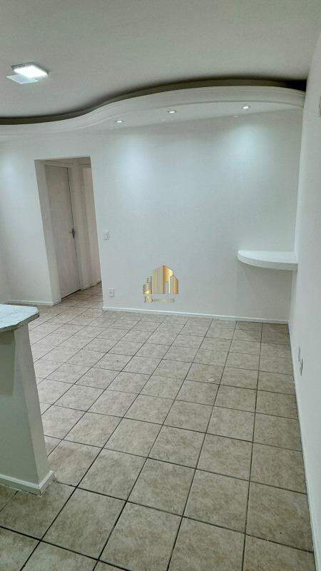 Apartamento à venda com 2 quartos, 46m² - Foto 3