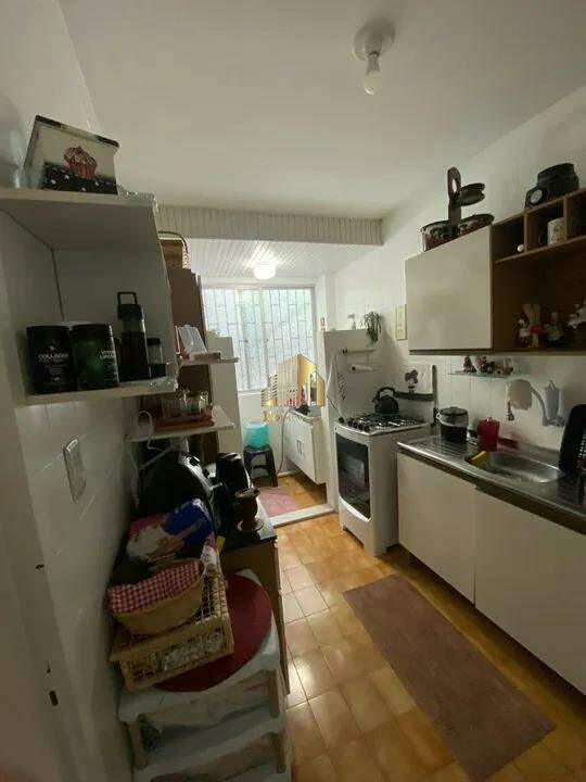 Apartamento à venda com 2 quartos, 56m² - Foto 10