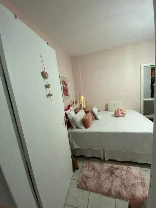 Apartamento à venda com 2 quartos, 56m² - Foto 11