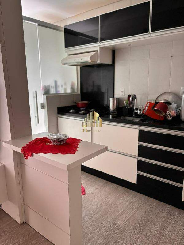 Apartamento à venda com 2 quartos, 62m² - Foto 10