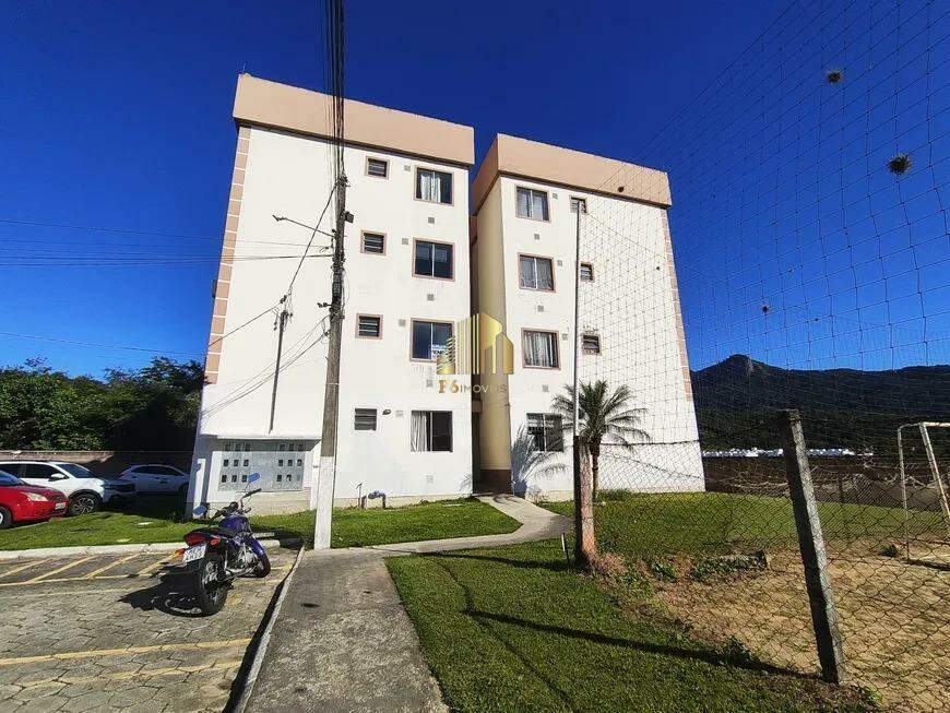 Apartamento à venda com 2 quartos, 49m² - Foto 2