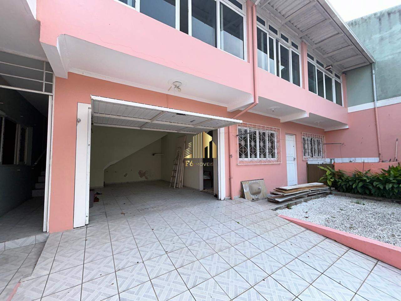 Casa à venda com 4 quartos, 240m² - Foto 27