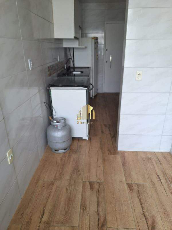 Apartamento à venda com 3 quartos, 90m² - Foto 8