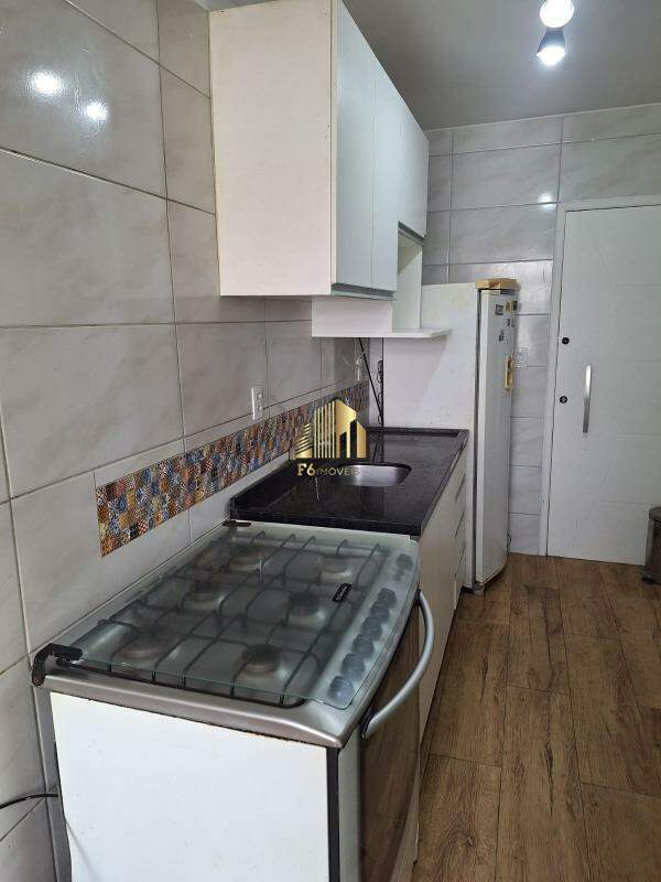 Apartamento à venda com 3 quartos, 90m² - Foto 11