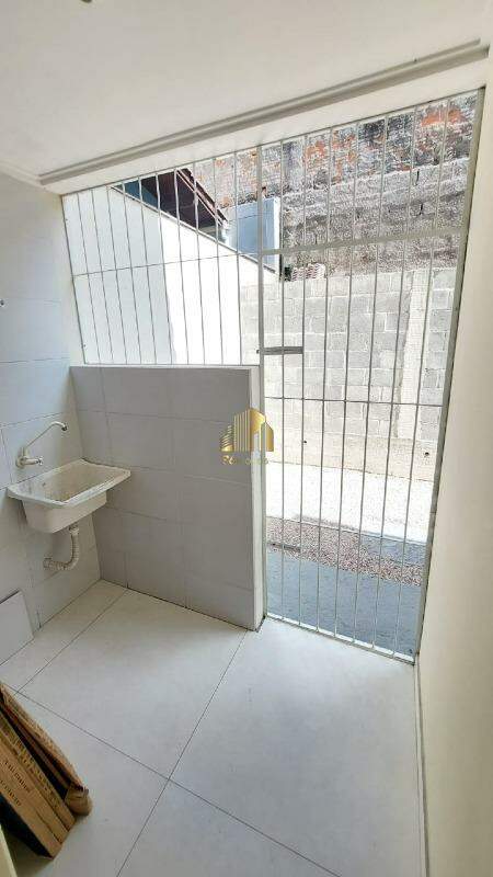 Sobrado à venda com 2 quartos, 70m² - Foto 6