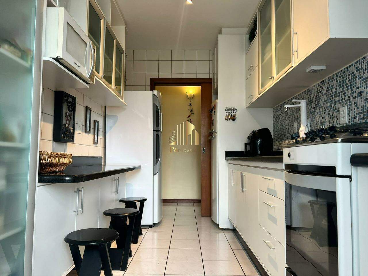 Apartamento à venda com 3 quartos, 90m² - Foto 12