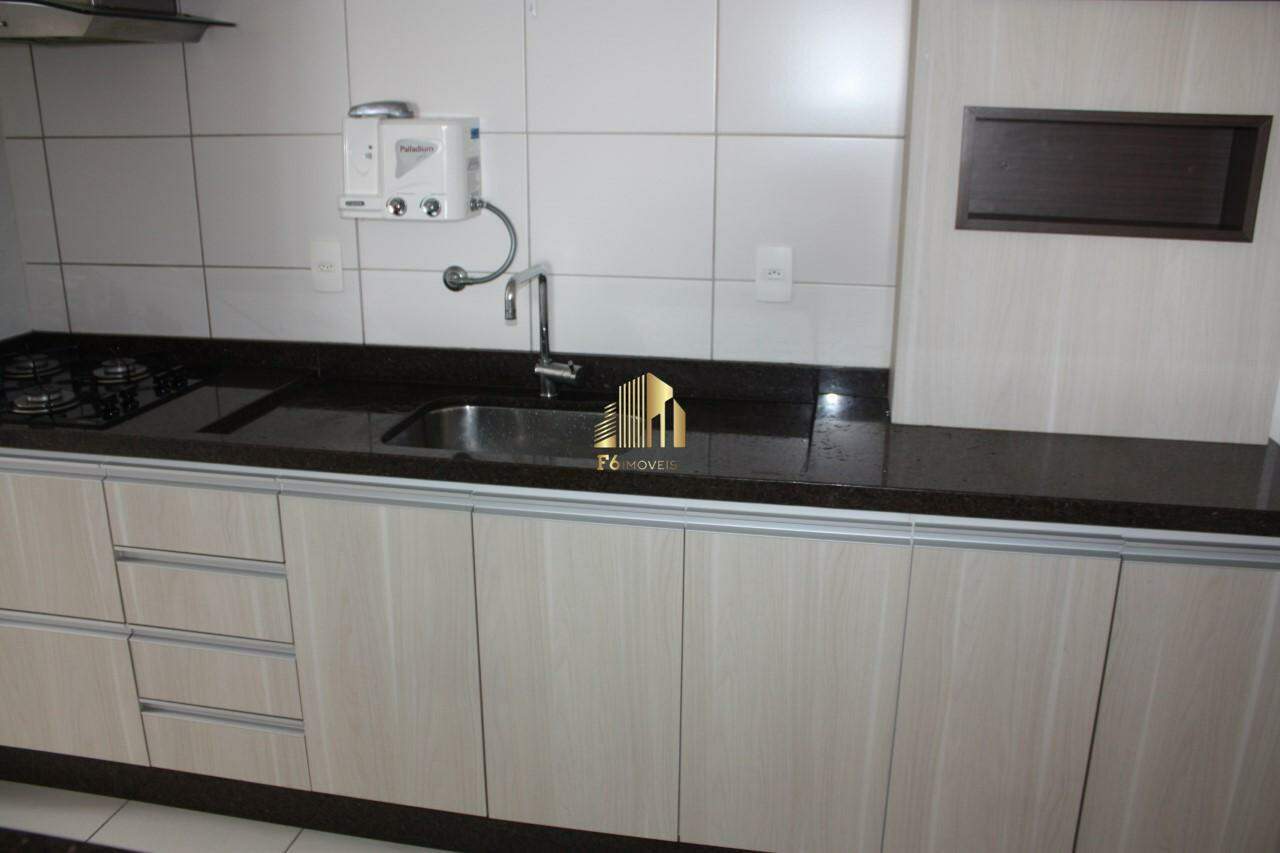 Apartamento à venda com 2 quartos, 79m² - Foto 11