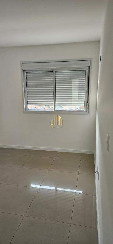 Apartamento à venda com 2 quartos, 73m² - Foto 7