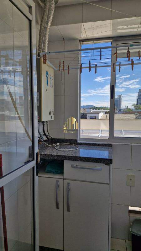 Apartamento à venda com 3 quartos, 92m² - Foto 8