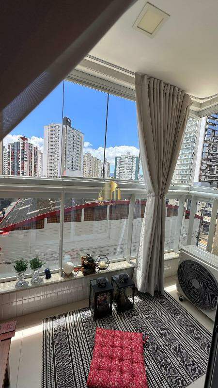 Apartamento à venda com 3 quartos, 146m² - Foto 22