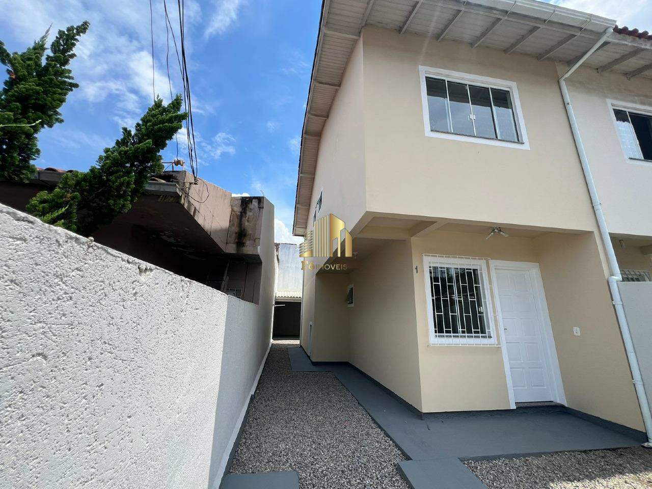 Sobrado à venda com 1 quarto, 63m² - Foto 1