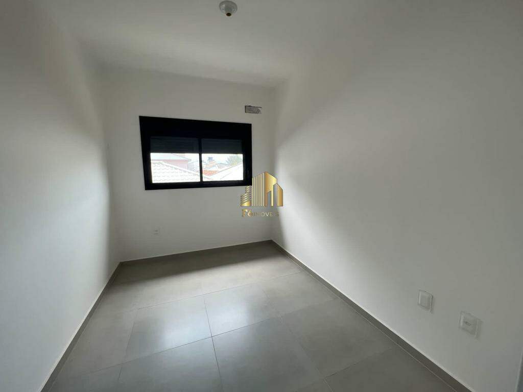 Apartamento à venda com 3 quartos, 85m² - Foto 4