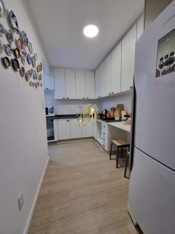 Apartamento à venda com 3 quartos, 54m² - Foto 22