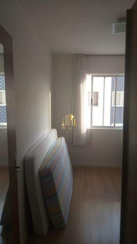 Apartamento à venda com 2 quartos, 57m² - Foto 13