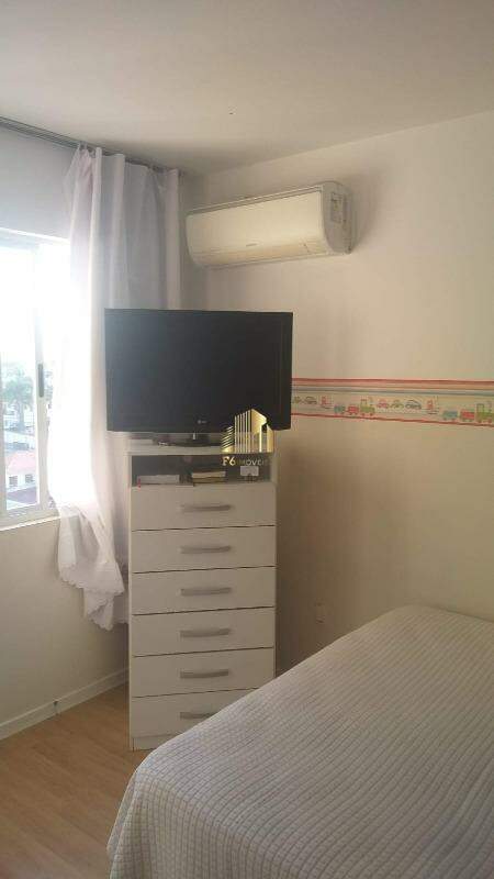 Apartamento à venda com 2 quartos, 57m² - Foto 10