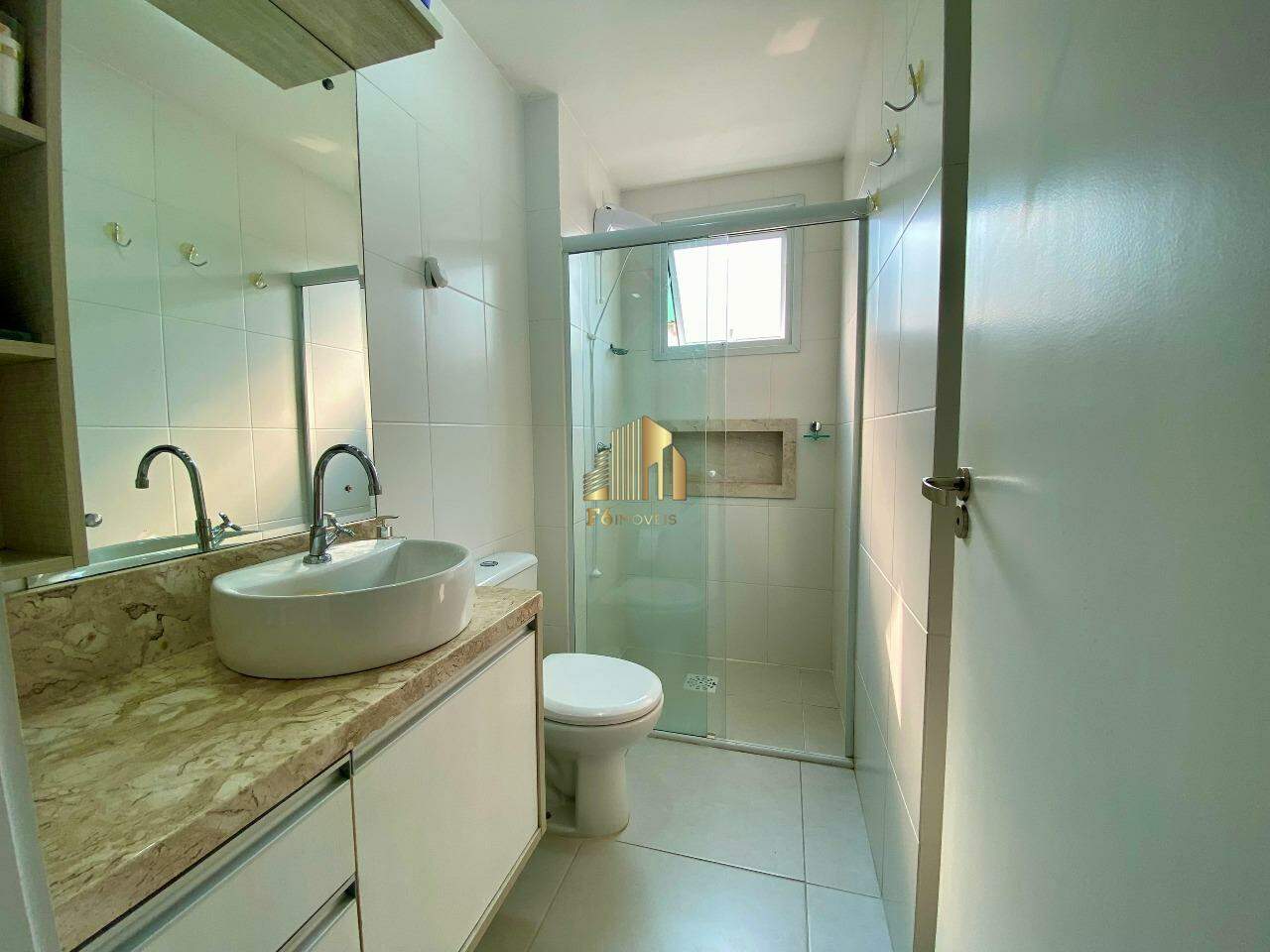 Apartamento à venda com 2 quartos, 62m² - Foto 8