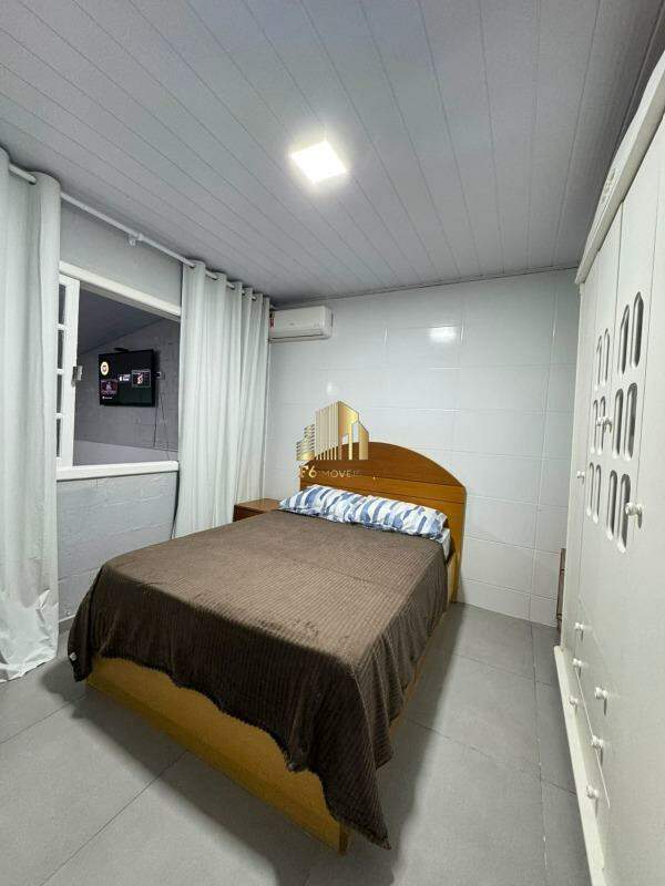 Casa à venda com 2 quartos, 96m² - Foto 22