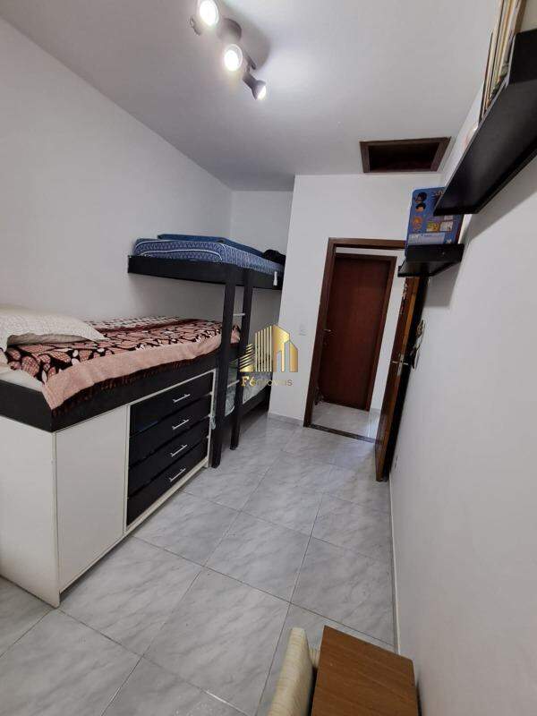 Casa à venda com 2 quartos, 49m² - Foto 8