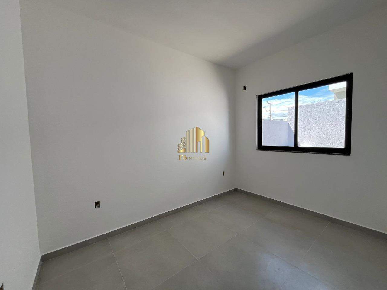 Casa à venda com 2 quartos, 50m² - Foto 12