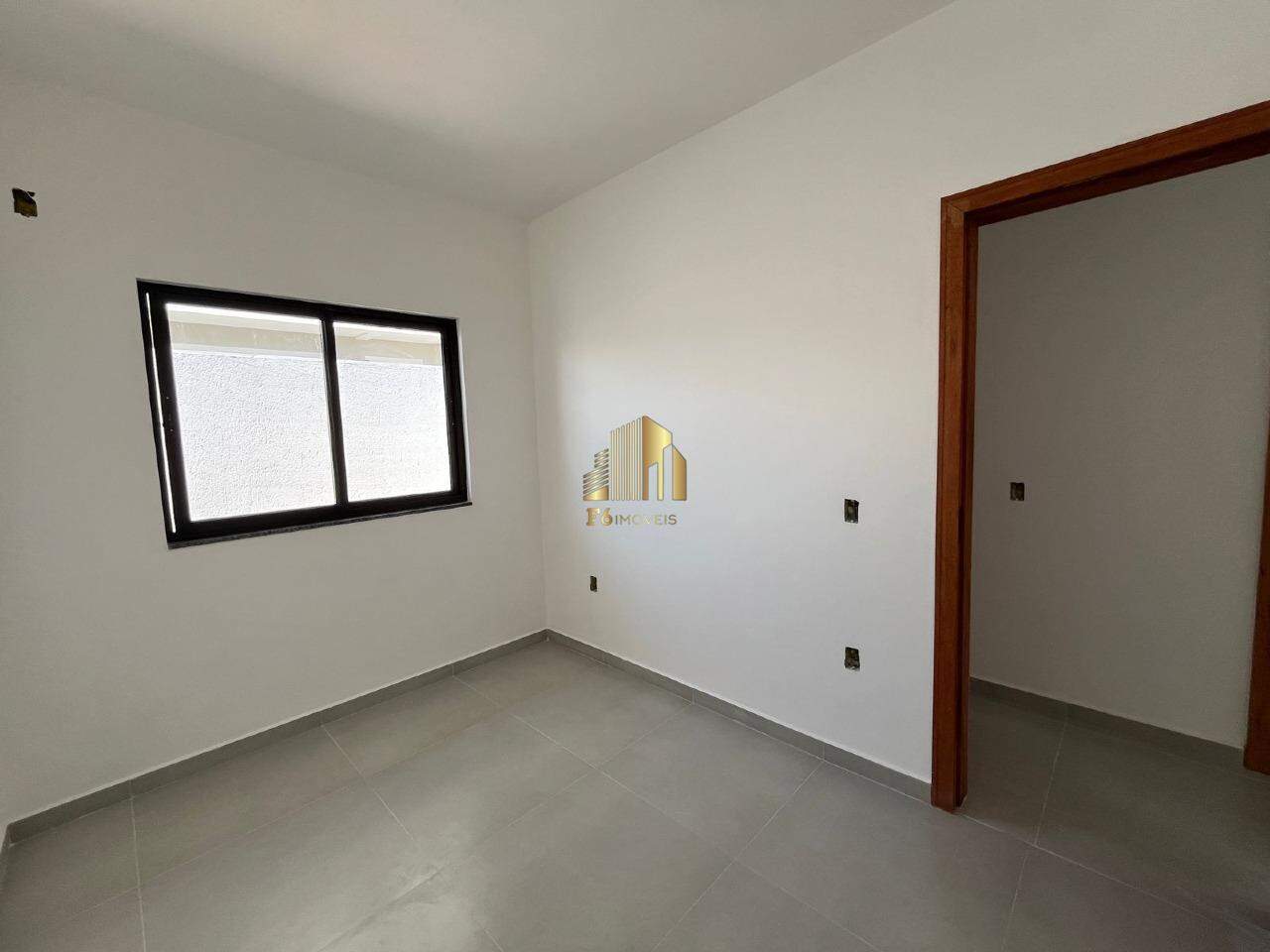 Casa à venda com 2 quartos, 50m² - Foto 11