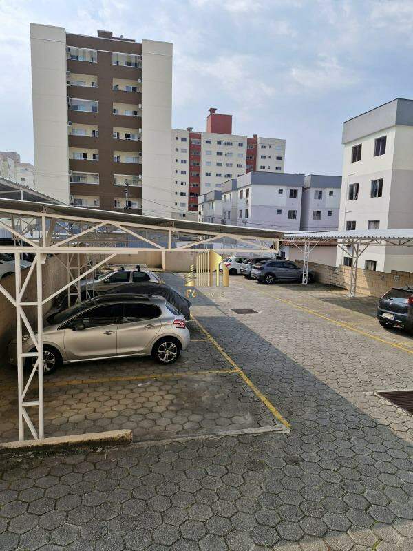 Apartamento à venda com 2 quartos, 56m² - Foto 3