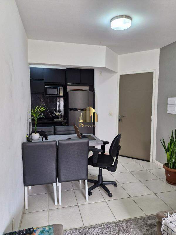 Apartamento à venda com 2 quartos, 56m² - Foto 5